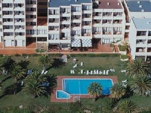 Hotel Dom Pedro Meia Praia Beach Club