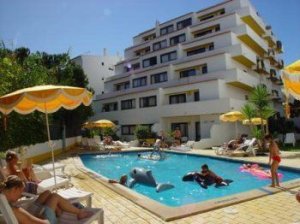Apartamentos OuraSol