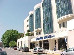 Tryp Montijo Parque Hotel