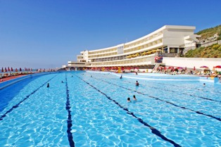 Hotel Arribas