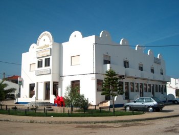 Apartamentos Turísticos Camões