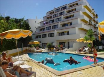 Apartamentos OuraSol
