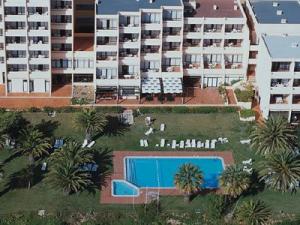 Hotel Dom Pedro Meia Praia Beach Club