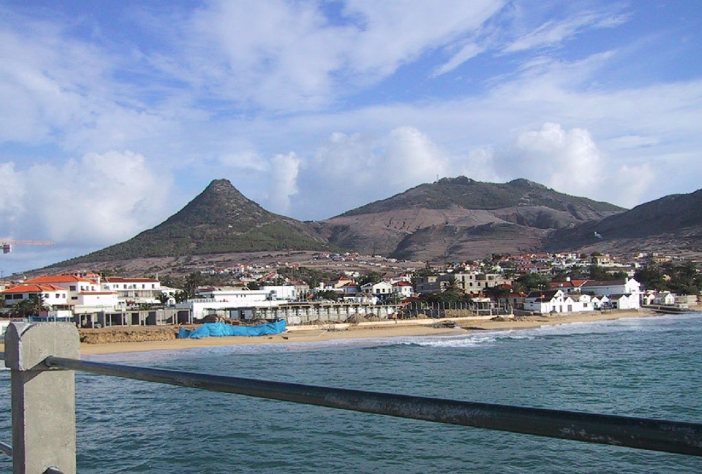 Cais