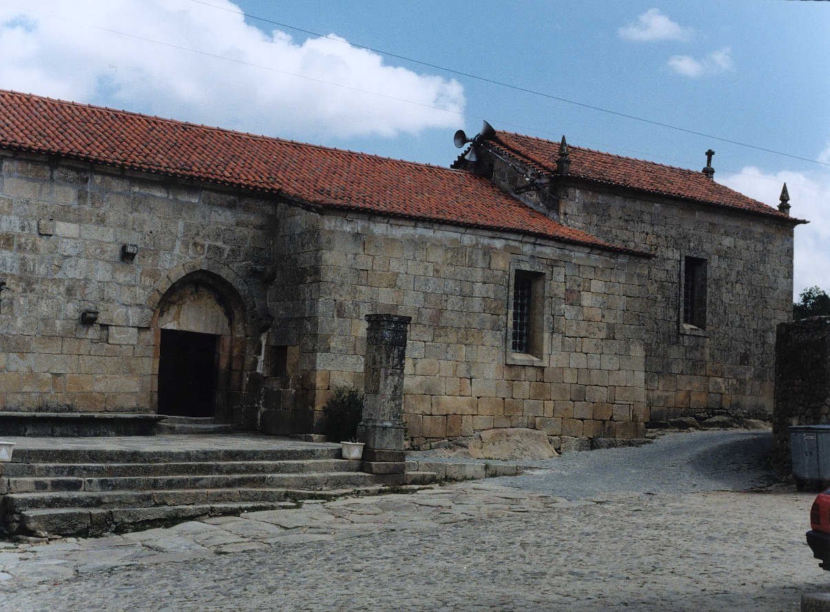 Fonte Arcada: Iglesia Matriz