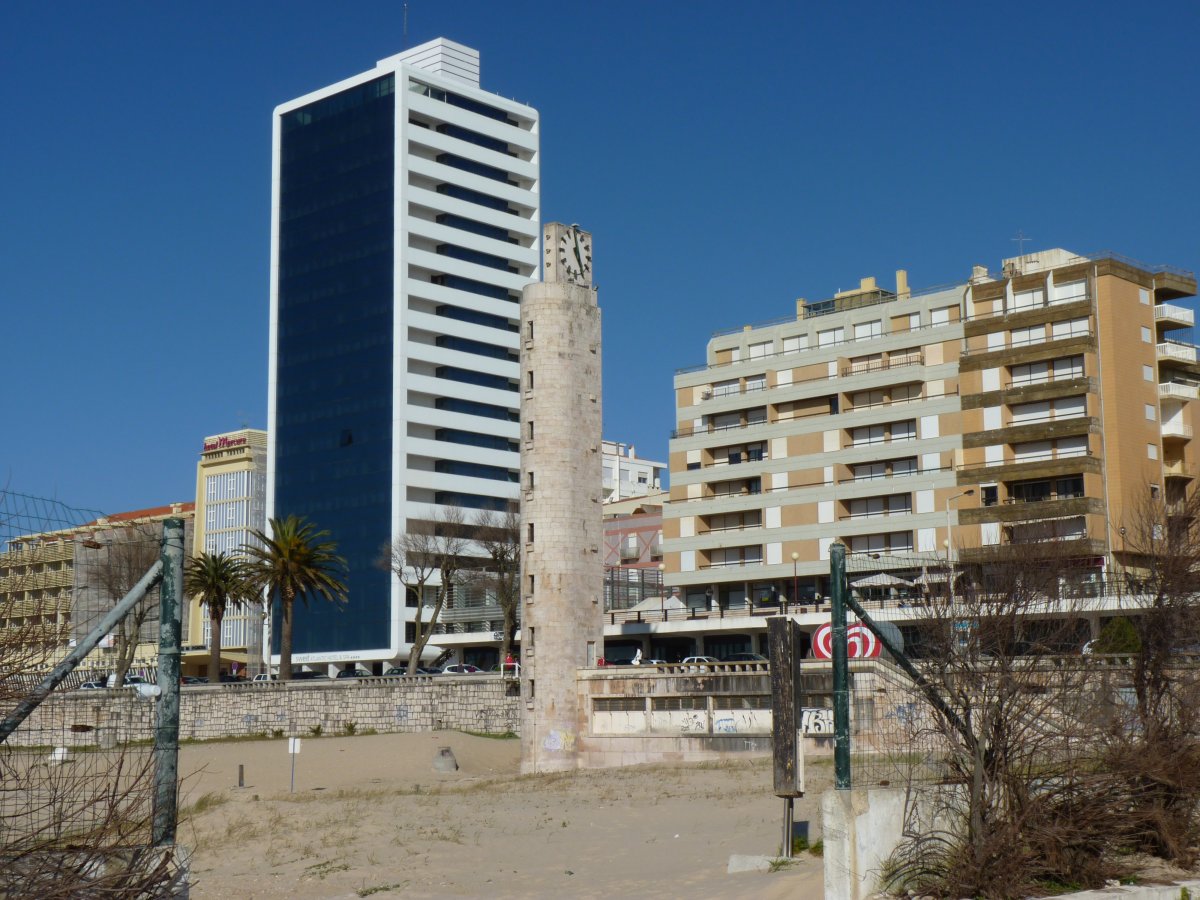 Beach-front avenue