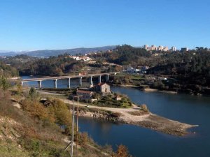 Rivière Tâmega (Canaveses): Photo