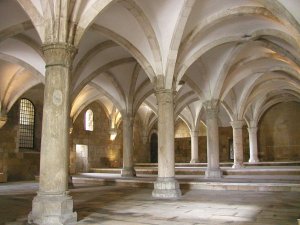 Monastère de Alcobaça: salle du chapitre: Photo