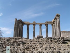 Roman temple: Picture
